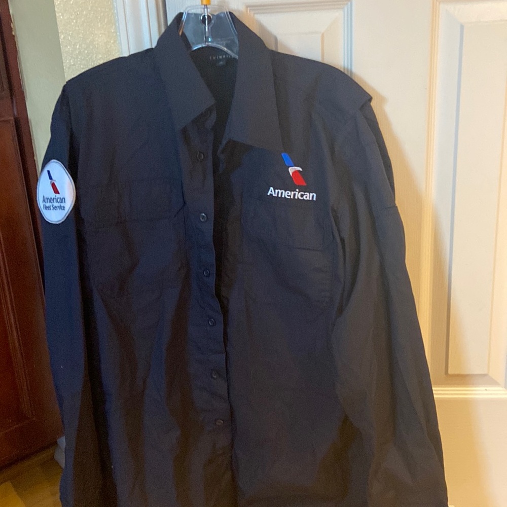 American Airlines shirt